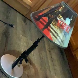 Scarface colletable lamp